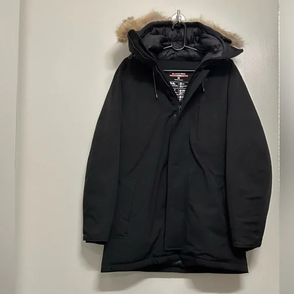 Winter coat - Picture 1 of 4